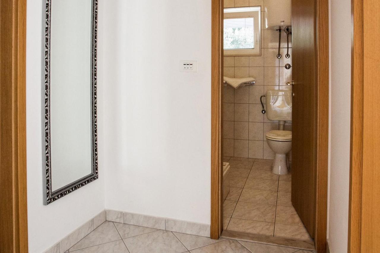 Apartments With A Parking Space Sumpetar, Omis - 11798 เยเซนิเซ ภายนอก รูปภาพ